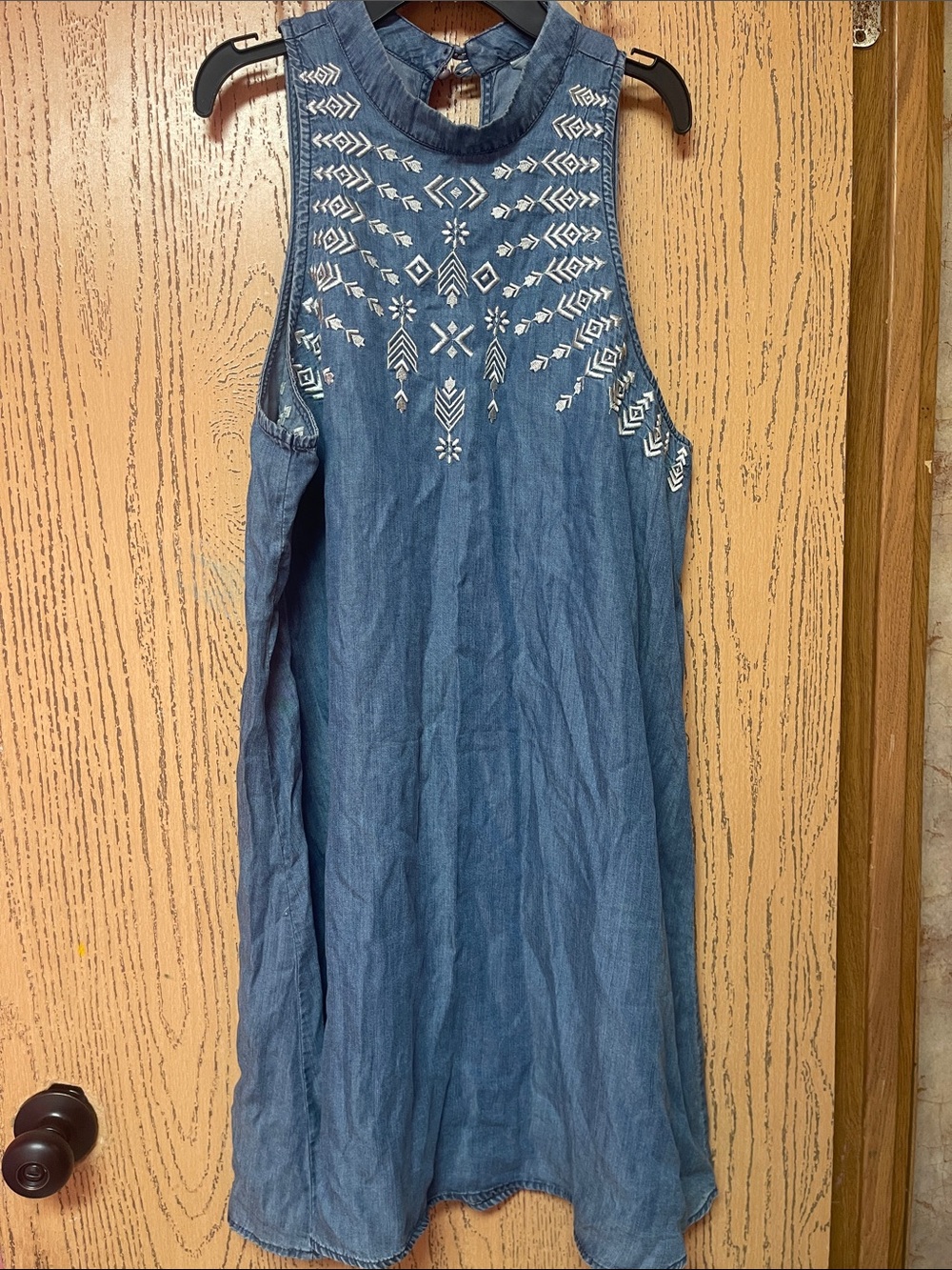 Speechless Blue Sleeveless Embroidered Shift Dress